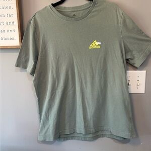 Adidas “Love Your Earth” Graphic Tee Men’s Large Green